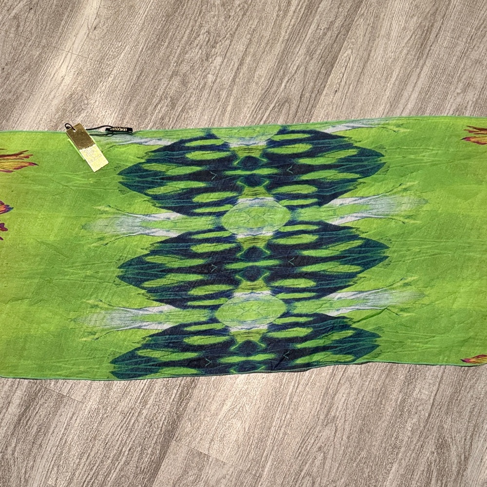 Dolcessa Vibrant Green and Blue Patterned Sarong/Coverup